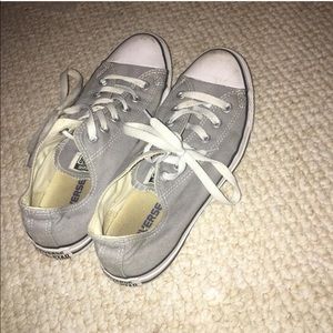 grey converse still clean